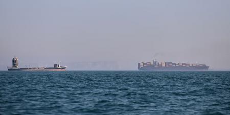 الإعلان عن تأسيس تحالف بحري دفاعي متعدد الجنسيات لحماية حرية الملاحة وخطوط التجارة الدولية