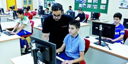 التربية تستكشف المواهب الرياضية والإبداعية بالمدارس