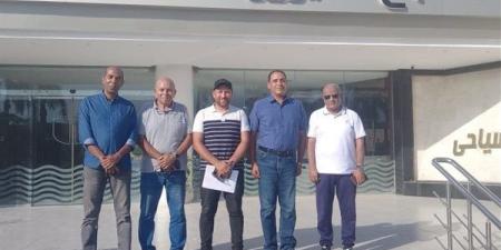 لجنة
      من
      وزارة
      التنمية
      المحلية
      تعاين
      شواطئ
      الإسماعيلية