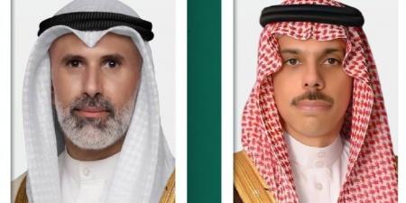 وزير
      الخارجية
      يتلقى
      اتصالًا
      هاتفيًا
      من
      وزير
      خارجية
      الكويت