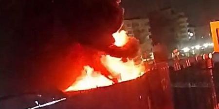 السيطرة
      على
      حريق
      منزل
      من
      3
      طوابق
      في
      شربين
      دون
      وقوع
      إصابات