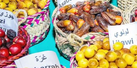 بالأرقام.. تعرف على حصيلة مبيعات مهرجان الرطب بسوق واقف منذ انطلاقته  