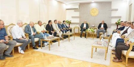 وزير الطيران: تنشيط الحركة الجوية إلى مطار مرسى مطروح يدعم جهود التنمية السياحية