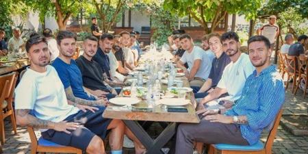بمشاركة محمد صلاح، حفل إفطار جماعي لطرابزون سبور قبل مواجهة قاسم باشا