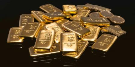  تراجع أسعار الذهب إلى 4376.31 دولار للأوقية