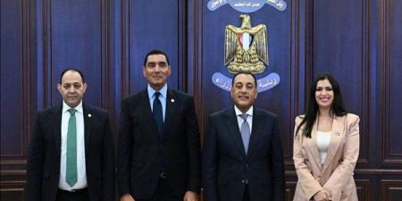رئيس الوزراء يشهد توقيع 6 بروتوكولات لتطوير 23 مركز شباب بالمحافظات