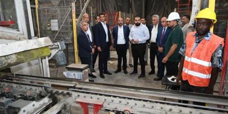 وزير الصناعة يتفقد مجمع "e2 العلمين الصناعي" التابع لمجموعة التنمية الصناعية IDG ويزور مشروع "خزن"