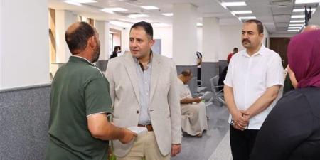 لتسهيل الخدمات، محافظ دمياط يُفاجئ العاملين بالمركز التكنولوجي بالديوان العام
