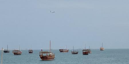 طقس حار إلى حار جداً مع غبار خفيف على الساحل اليوم