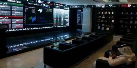 مؤشر "تاسي" يستقر في منتصف التعاملات وسط تباين أداء القطاعات