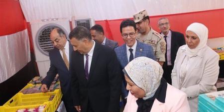 محافظ القليوبية ورئيس جامعة بنها يفتتحان معرض حلوى المولد النبوي