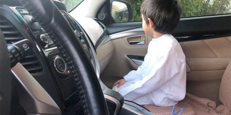 لتجنب المخالفة والعقوبة.. 3 معلومات لأولياء الأمور عن المقعد المناسب لعمر الطفل في السيارة