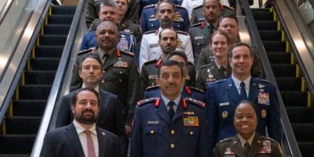 رئيس «الأركان» ونائب مساعد وزير الحرب الأميركي يترأسان اجتماع اللجنة العسكرية المشتركة