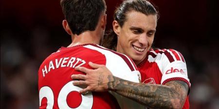 أرسنال يضرب كوفنتري سيتي بثلاثية في افتتاح مباريات الدوري الانجليزي