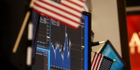 مؤشرات الأسهم الأمريكية تستهل تعاملاتها على انخفاض