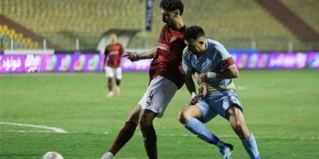 مفاجات بالجملة في الجولة الأولي من الدوري المصري.. الوافدان الجديدان القناة وأبو قير للأسمدة يسقطان سيراميكا والبنك الأهلي.. الزمالك يتعثر بالتعادل مع الاتحاد والأهلي يحول تأخره لفوز صعب على الش إنبي