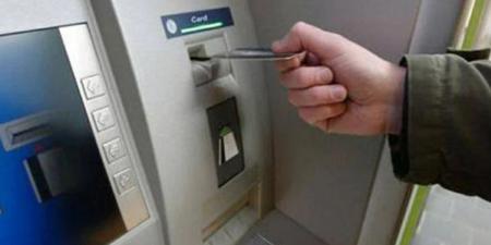 مصر.. ماكينة ATM تصرف أموالاً مضاعفة للعملاء.. وتدخل عاجل لإيقافها