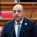 برلمانية
      حماة
      الوطن
      ترحب
      برئيس
      البرلمان
      الليبي
      ..
      والعطيفي:
      انطلاقا
      من
      موقف
      القيادة
      السياسية
      فإننا
      ندعم
      المؤسسات
      الوطنية
      والحوار
      السياسي
      الليبي
      برعاية
      القاهرة