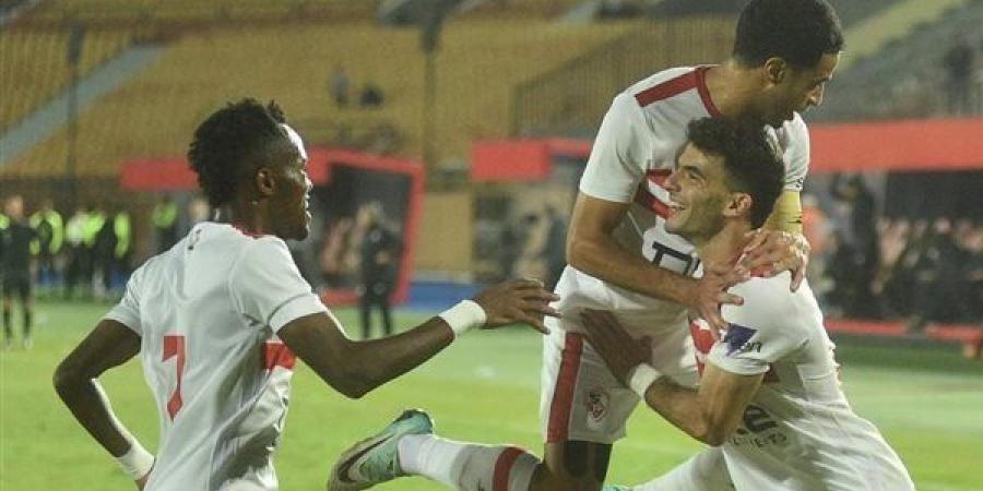 الزمالك
      يتقدم
      2-0
      أمام
      سوار
      الغيني
      بعد
      مرور
      30
      دقيقة