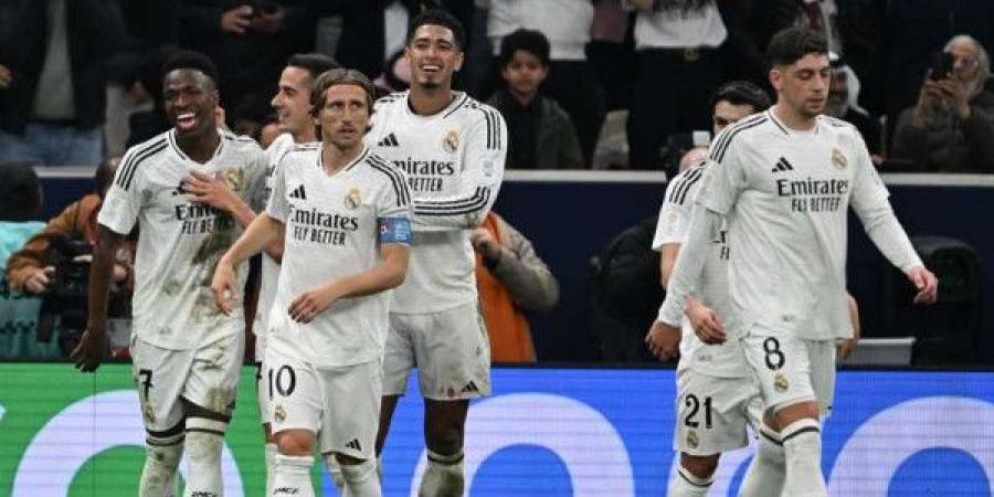 ريال مدريد يتوج بلقب كأس القارات للأندية