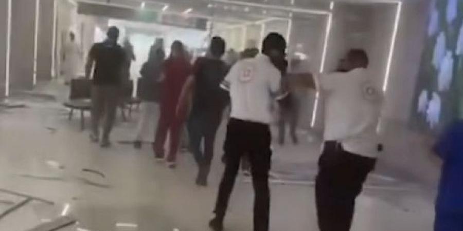 "البيئة الإسرائيلية" توضّح بشأن بلاغات تسرّب مواد خطرة في مستشفى سوروكا عقب الصواريخ الإيرانية