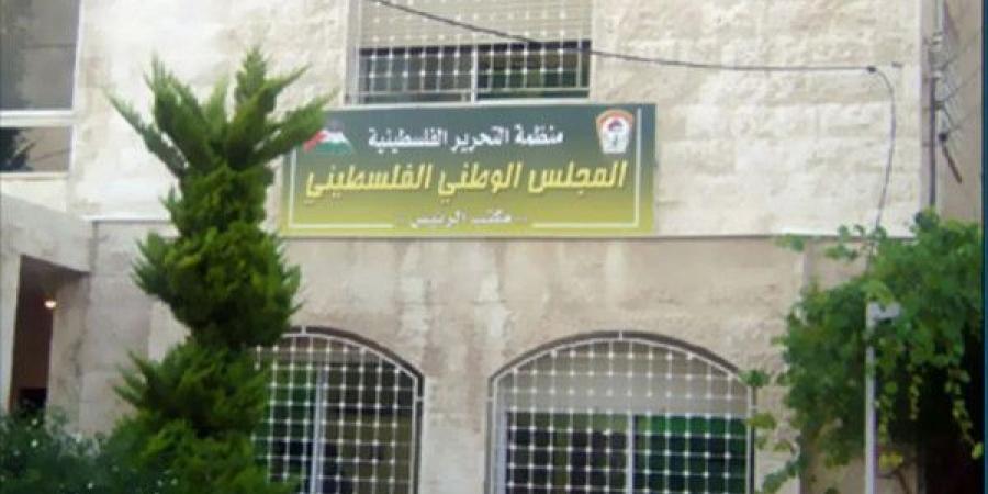 فتوح: الاحتلال يواصل التطهير العرقي باستهدافه المتكرر لمراكز الإيواء