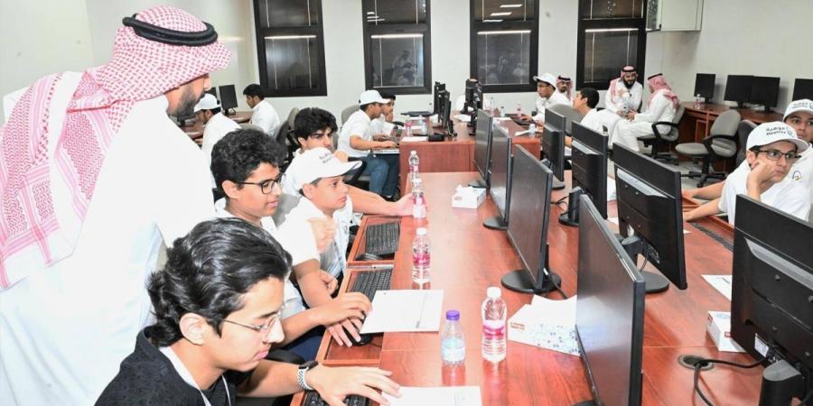 جامعة الإمام تدعم 120 موهوبا وموهوبة بفعاليات وزيارات إثرائية