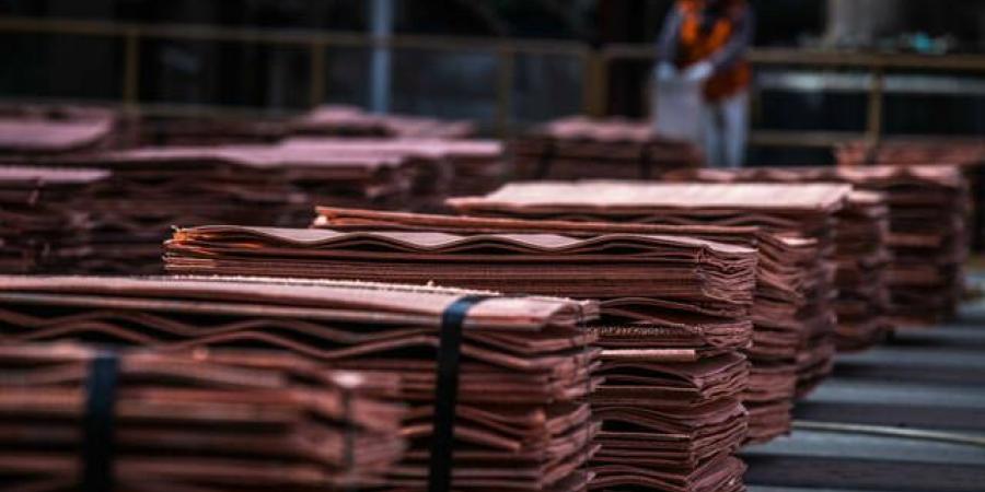 ترامب
      يعلن
      فرض
      رسوم
      جمركية
      50%
      على
      النحاس