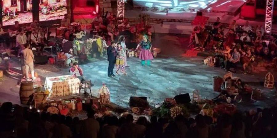 «رقوج» يفتتح سهرات مهرجان الحمامات في تونس
