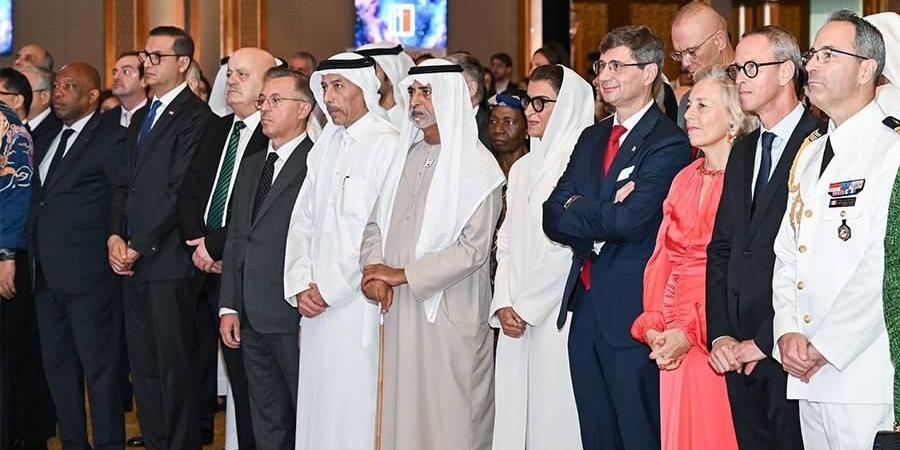 وزير التسامح يحضر حفل السفارة الفرنسية بمناسبة يومها الوطني