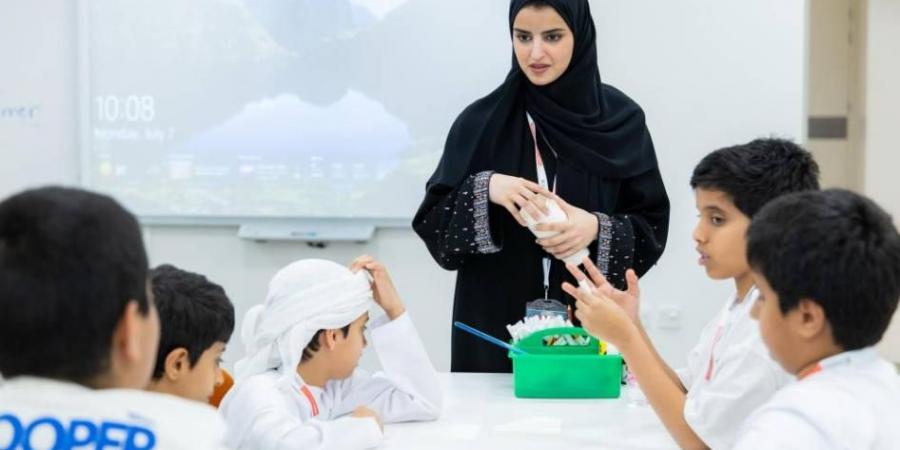 كلية التربية بجامعة الإمارات تطلق المخيم الصيفي الثاني