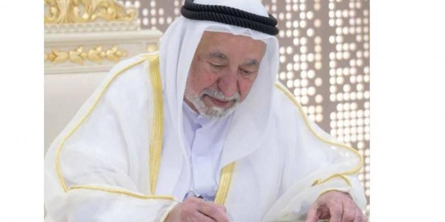 سلطان يعيد تشكيل مجلس إدارة «خيرية الشارقة» برئاسة صقر بن محمد