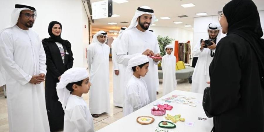 سلطان النيادي يشهد ختام أسبوع العين للشباب