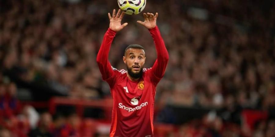 مزراوي قد يعود ليونايتد أمام ليفربول.. ومبومو يثير الجدل