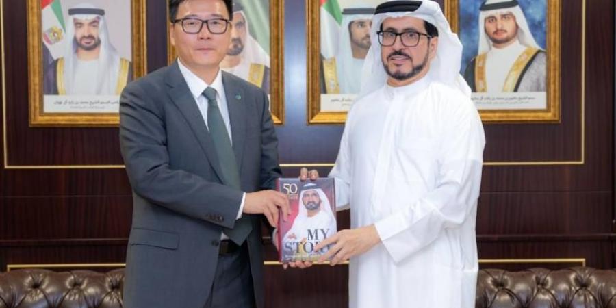«كهرباء دبي» و«شنغهاي إلكتريك» توسعان آفاق التعاون