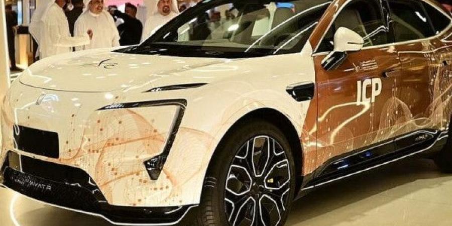 الإمارات تكشف عن سيارة ذكية للكشف الفوري عن مخالفي الإقامة