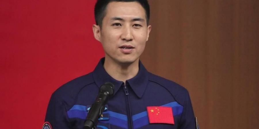 أصغر رائد فضاء صيني يستعد للوصول إلى «تيانغونغ»