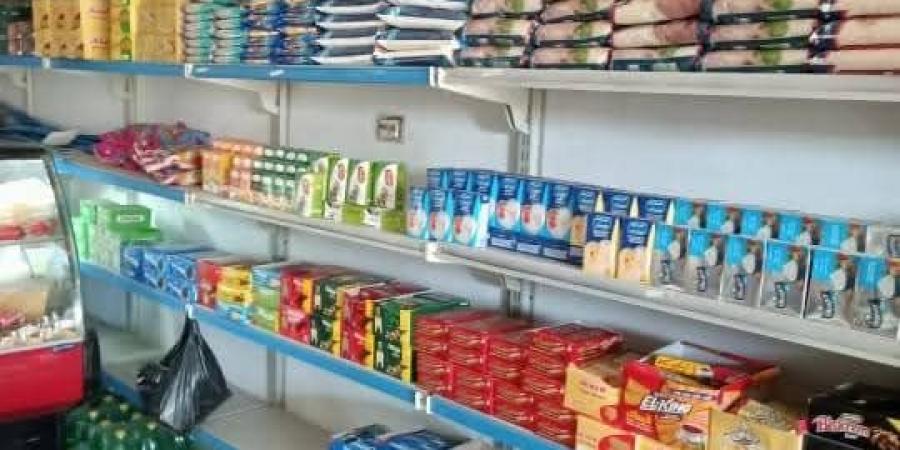 تموين الأقصر يضبط ٥٠٠ كيس شعرية سريعة التحضير مجهول المصدر