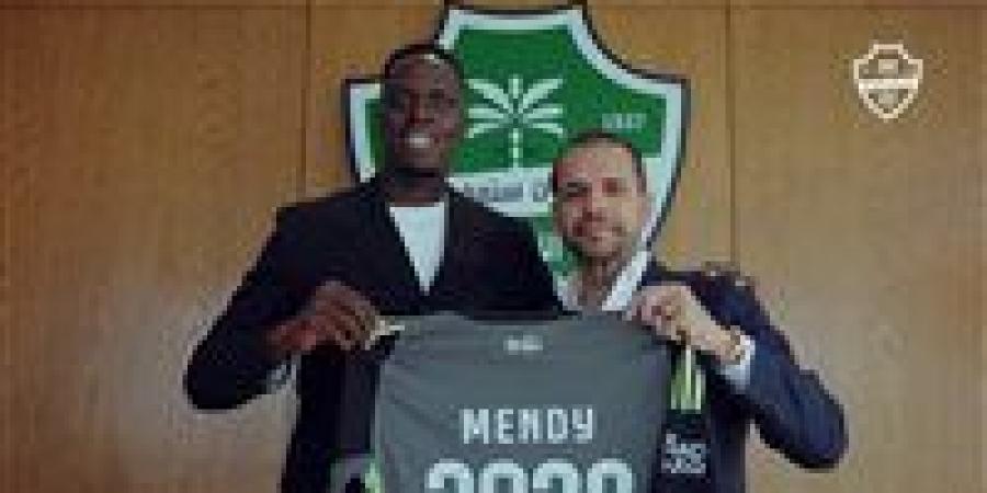 الأهلي السعودي يجدد عقد ميندي حتي نهاية موسم 2028