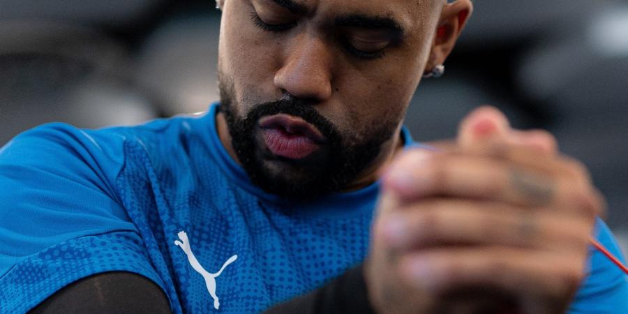 غياب
      مالكوم
      عن
      تدريبات
      الهلال
      ومشاركة
      جزئية
      لحمد
      اليامي