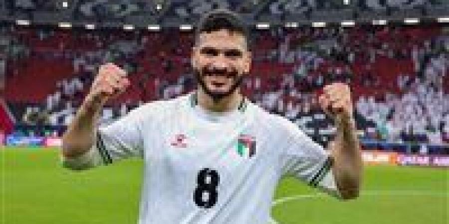 نجم
      الزمالك
      يكشف
      تفاصيل
      عرض
      الأهلي
      لضم
      حامد
      حمدان