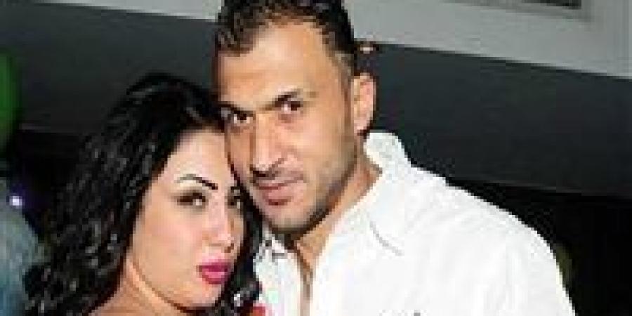 بعد
      مشاجرة
      الفندق..
      إخلاء
      سبيل
      طليقة
      إبراهيم
      سعيد
      لاعب
      المنتخب
      السابق