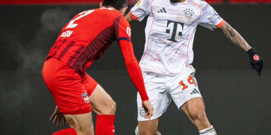 بايرن
      ميونخ
      يكتسح
      هايدنهايم
      برباعية
      ويعزز
      صدارته
      للدوري
      الألماني
      قبل
      التوقف