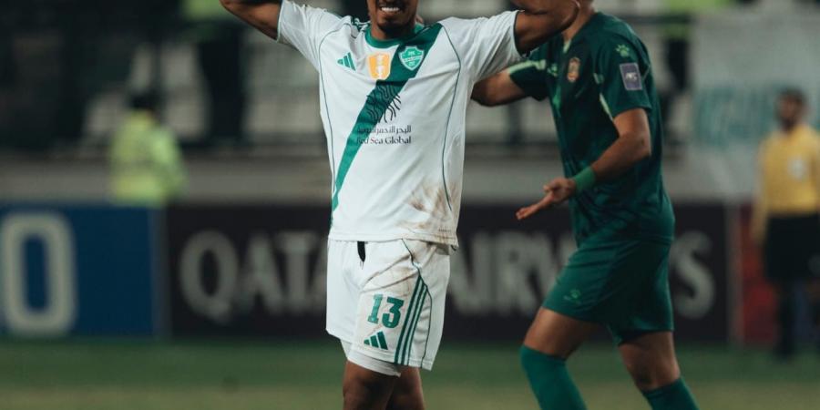 الأهلي
      يسطر
      فوزاً
      تاريخياً
      في
      آسيا
      بخماسية
      نظيفة
      أمام
      الشرطة
      العراقي