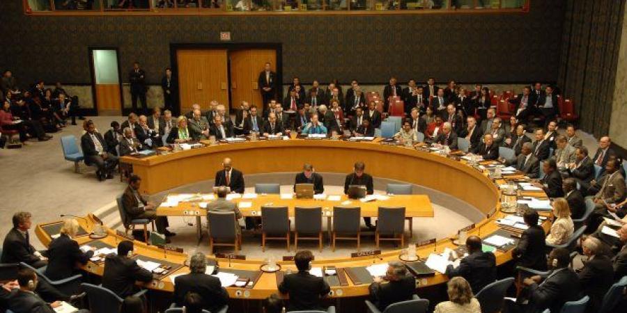 إيران تنتقد الترويكا الأوروبية والولايات المتحدة لعدم التزامهم بالاتفاق النووي