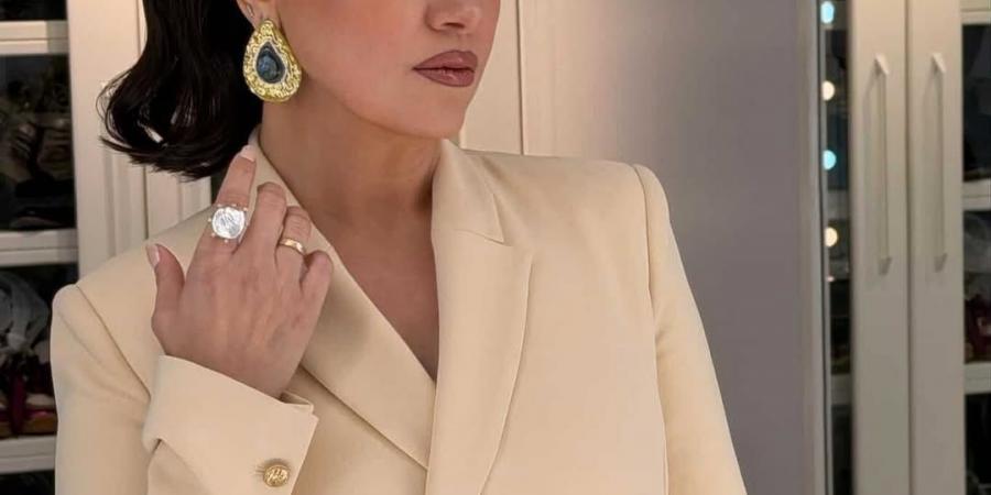 متاجرة
      رخيصة..
      تضامن
      واسع
      مع
      الفنانة
      ريهام
      عبدالغفور
      بعد
      واقعة
      الصورة
      المسيئة