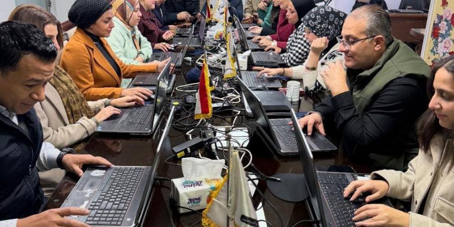 غرفة
      عمليات
      تنسيقية
      شباب
      الأحزاب
      والسياسيين
      تتابع
      تصويت
      المصريين
      في
      جولة
      الإعادة
      لانتخابات
      مجلس
      النواب
      بالدوائر
      الـ19
      الملغاة