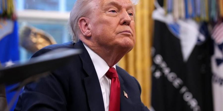 ترمب: أجريت مكالمة مثمرة مع بوتين قبل اجتماعي بزيلينسكي