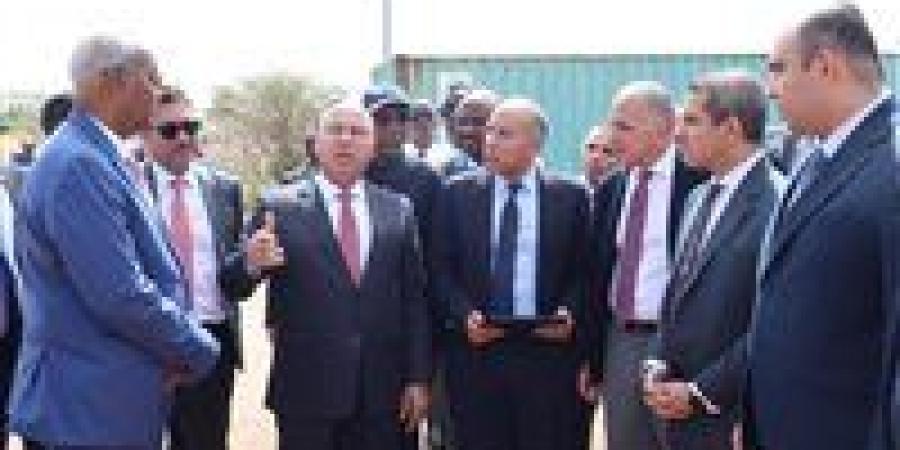 وزير الصناعة يزور مقر سلطة الموانئ والمناطق الحرة بجيبوتي ويشهد توقيع عدد من الاتفاقيات