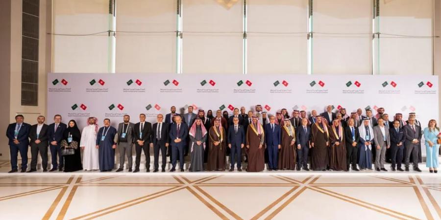 ملتقى الأعمال السعودي التونسي يؤكد تنمية الاستثمارات المشتركة وتحقيق التكامل الاقتصادي بين البلدين